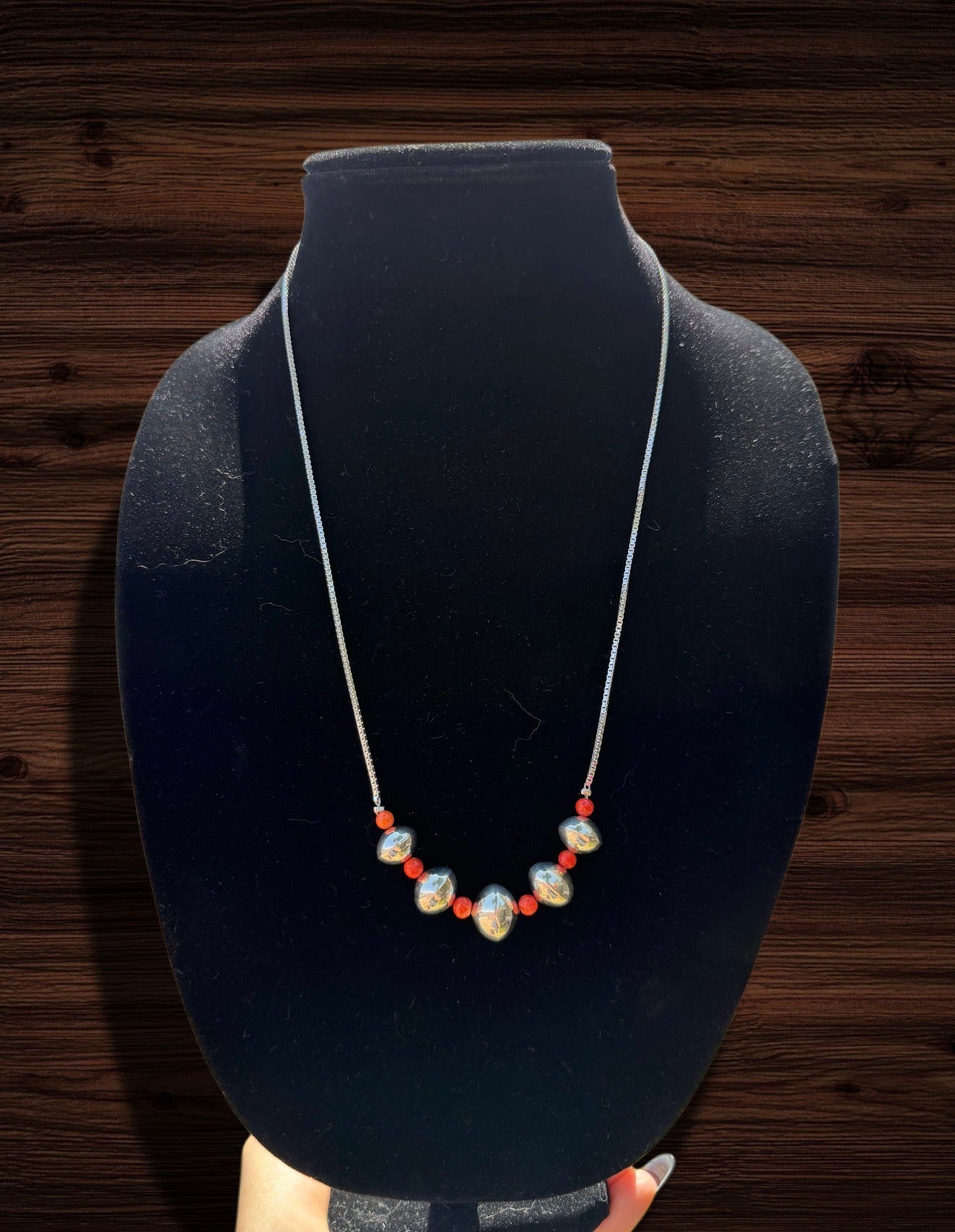 5 Pearl Ace Chain With Coral