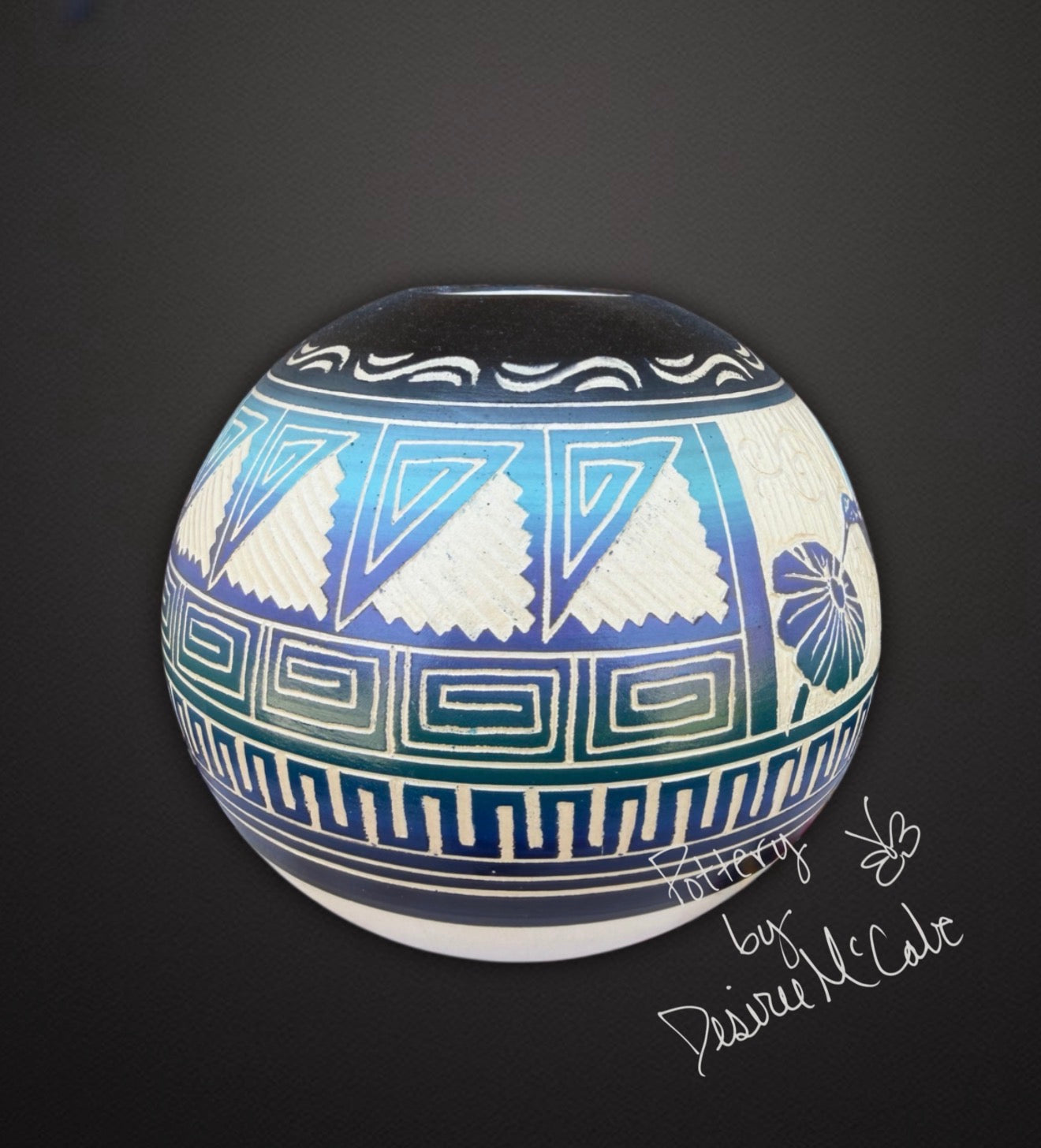 Black Medium Ball Pot Featuring A Humming Bird