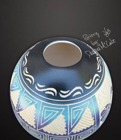Black Medium Ball Pot Featuring A Humming Bird