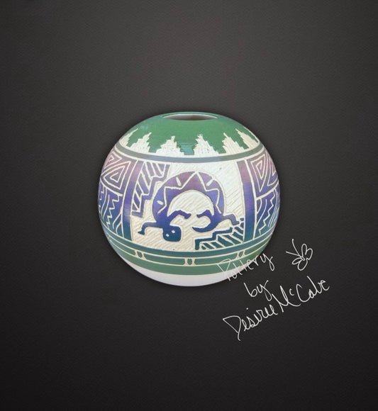 Small Green Ball Pot Featuring Lizard