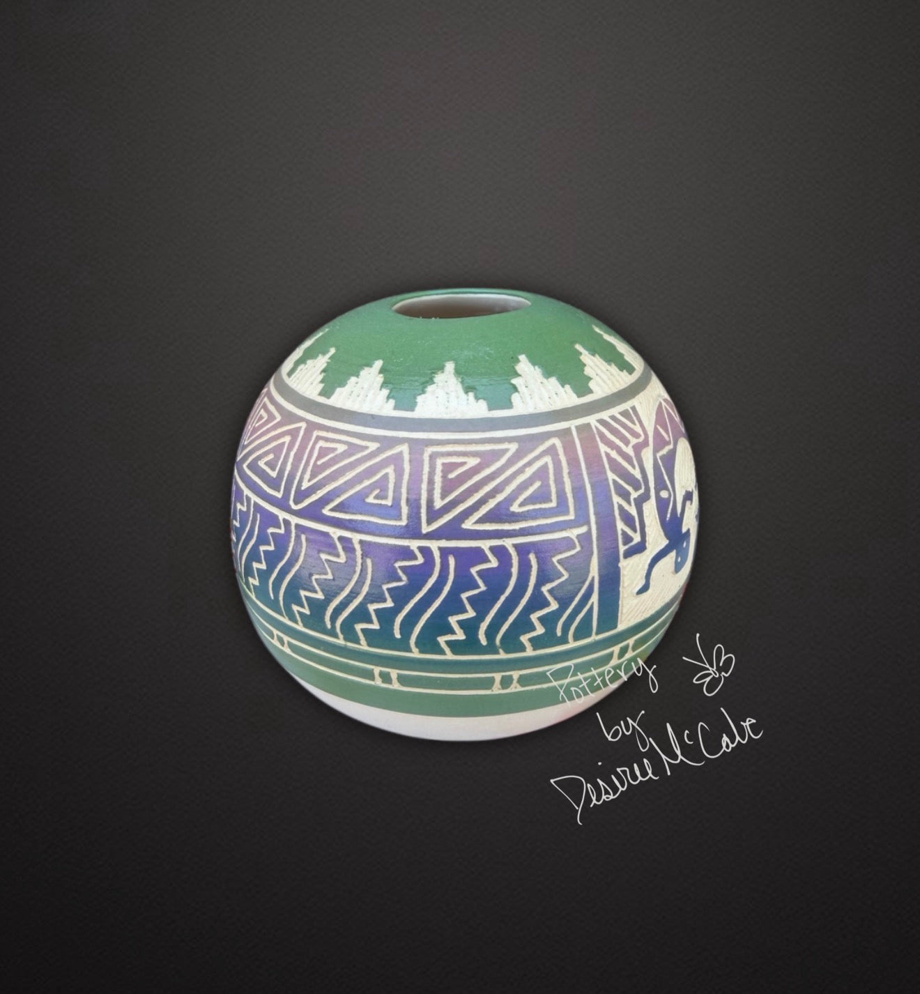 Small Green Ball Pot Featuring Lizard